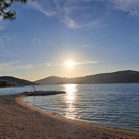 Villa Apartment Aa 2 Trogir Exterior photo