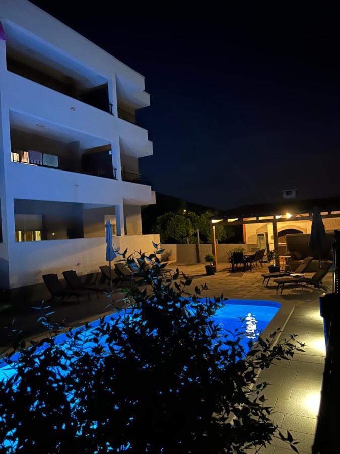 Villa Apartment Aa 2 Trogir Exterior photo