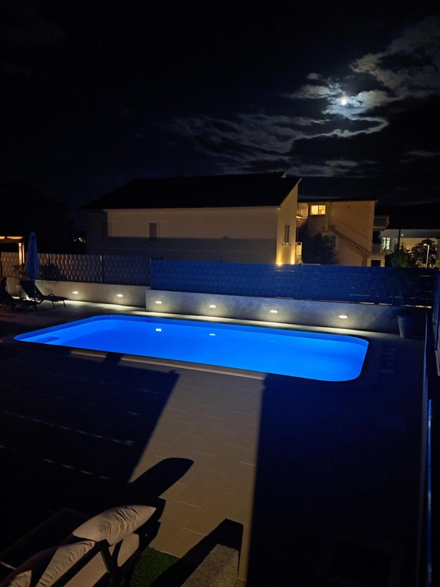 Villa Apartment Aa 2 Trogir Exterior photo