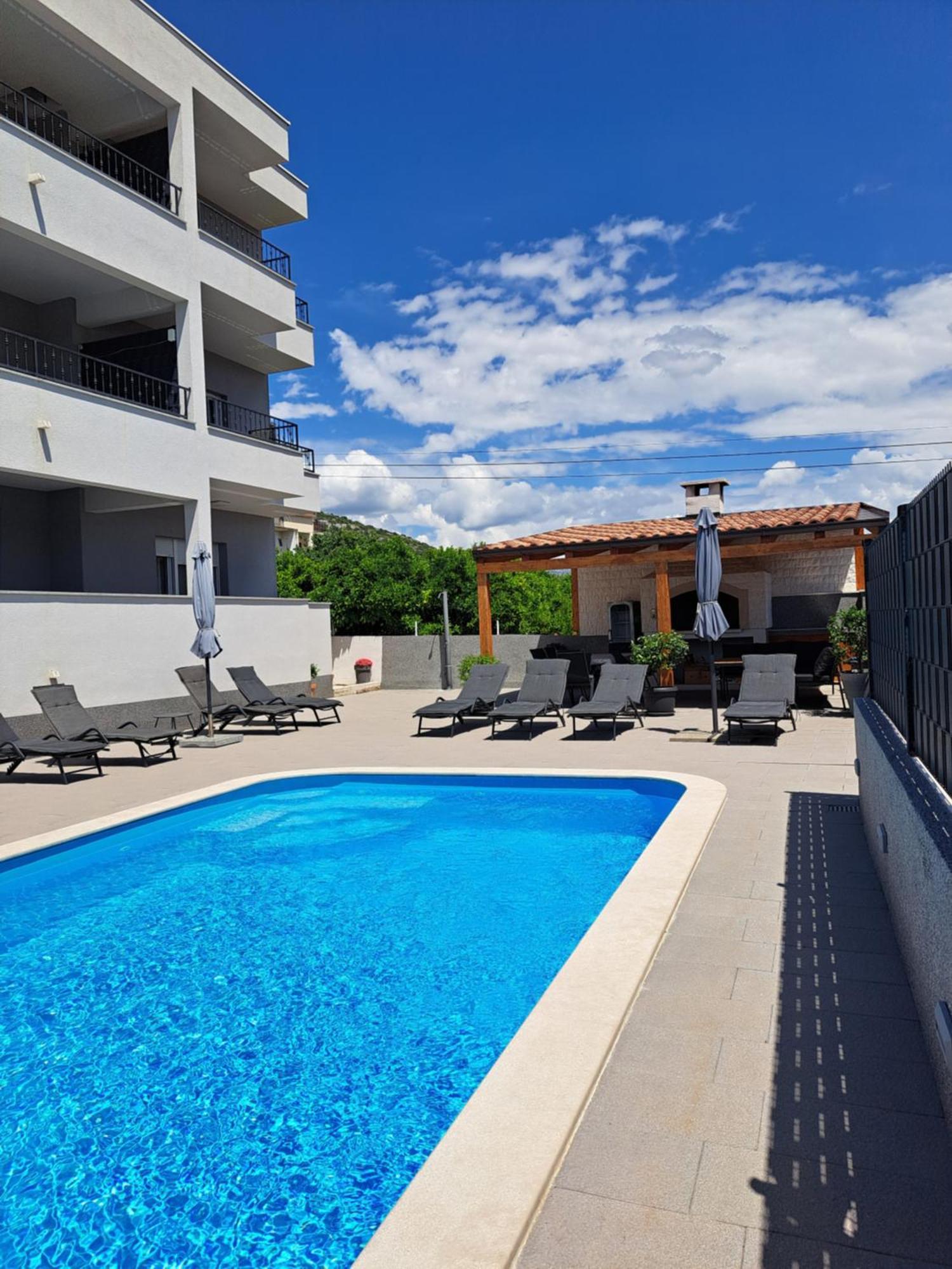 Villa Apartment Aa 2 Trogir Exterior photo