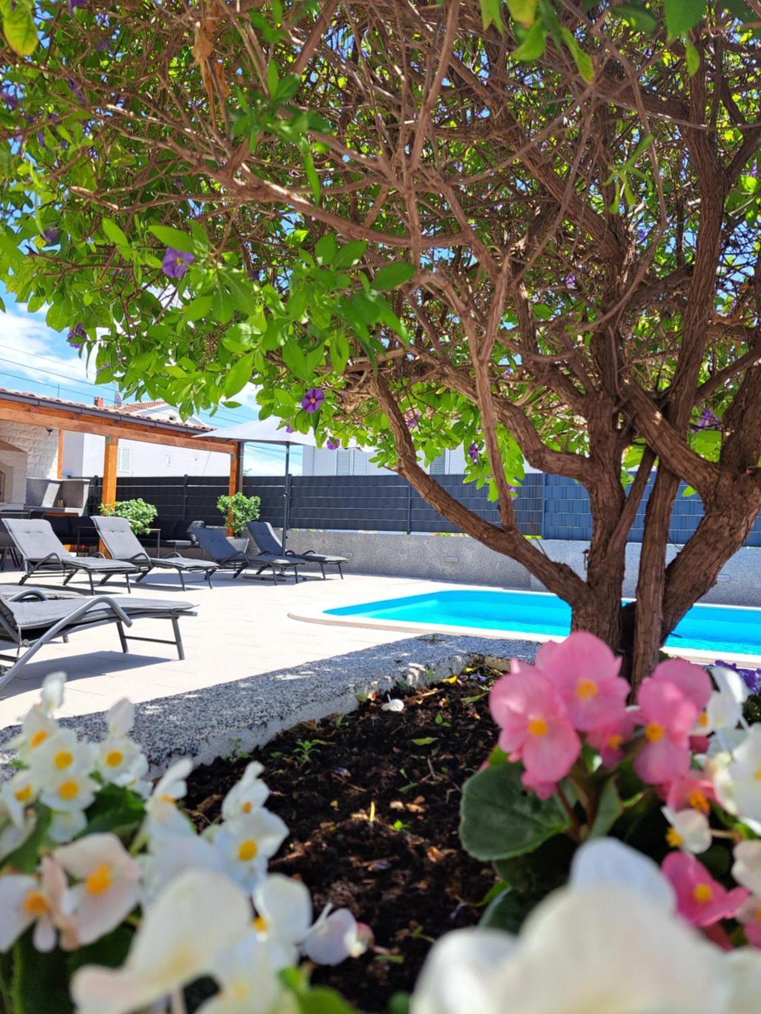 Villa Apartment Aa 2 Trogir Exterior photo