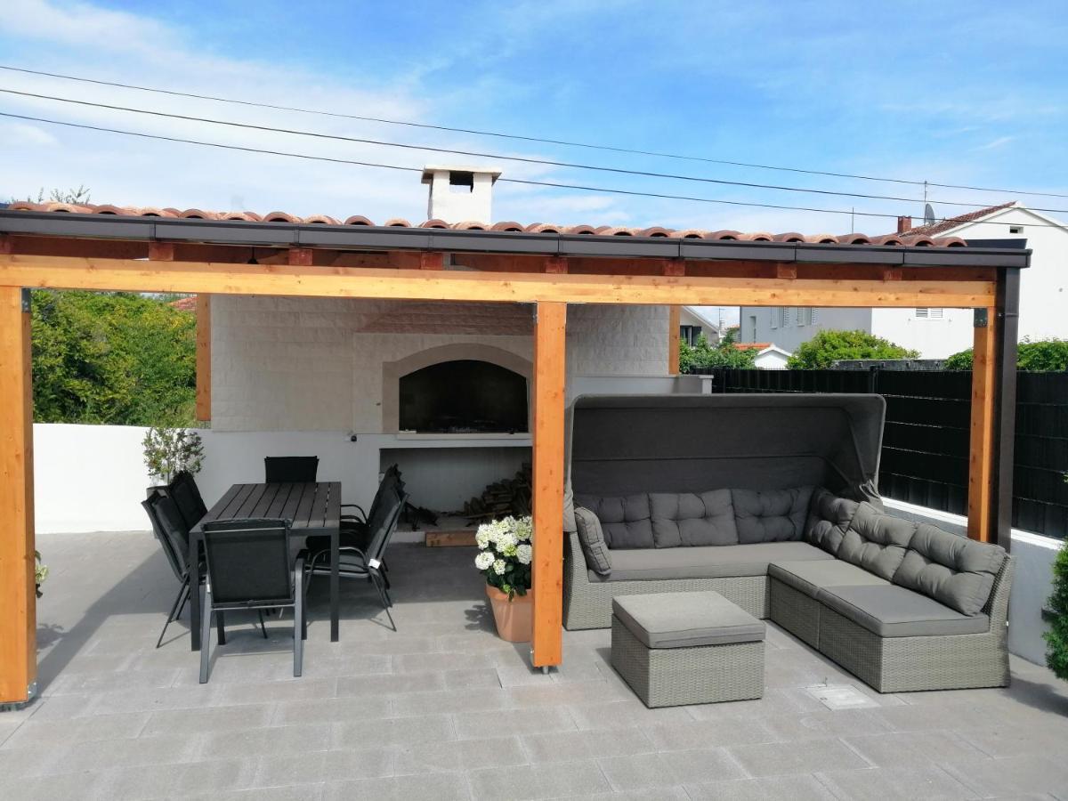 Villa Apartment Aa 2 Trogir Exterior photo